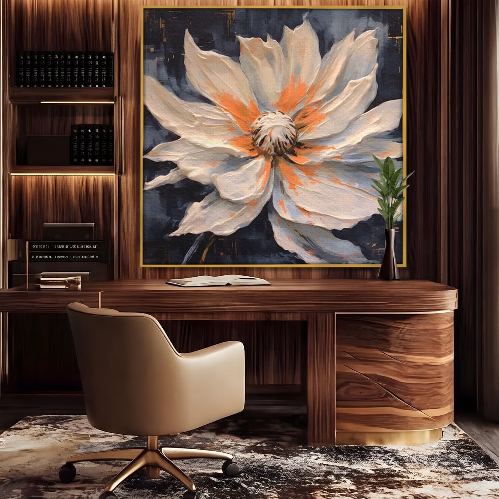 Tablou canvas cu tablou canvas cu floare texturata, in rama de aluminiu auriu, pe perete intr-un birou